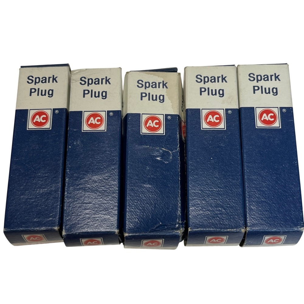 AC‎ Spark Plug R44S NOS Acniter Vintage General Motors Corporation Set of USA